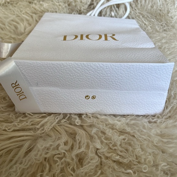 Dior Paper Bag - Picture 5 of 5
